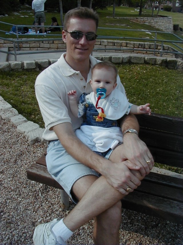 2000-04-15-FEMALE-Picnic-03.jpg