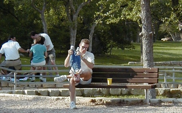 2000-04-15-FEMALE-Picnic-07.jpg