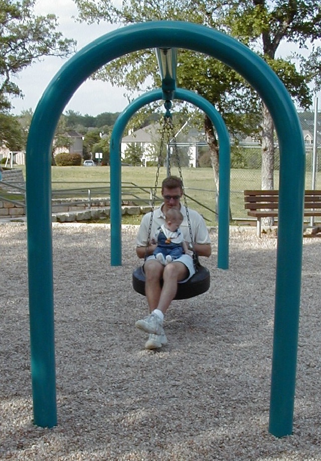 2000-04-15-FEMALE-Picnic-08.jpg