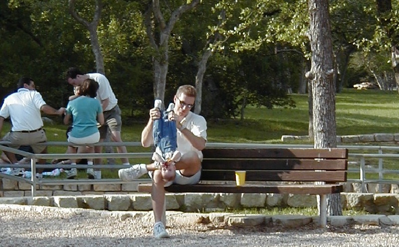 2000-04-15-FEMALE-Picnic-07.jpg