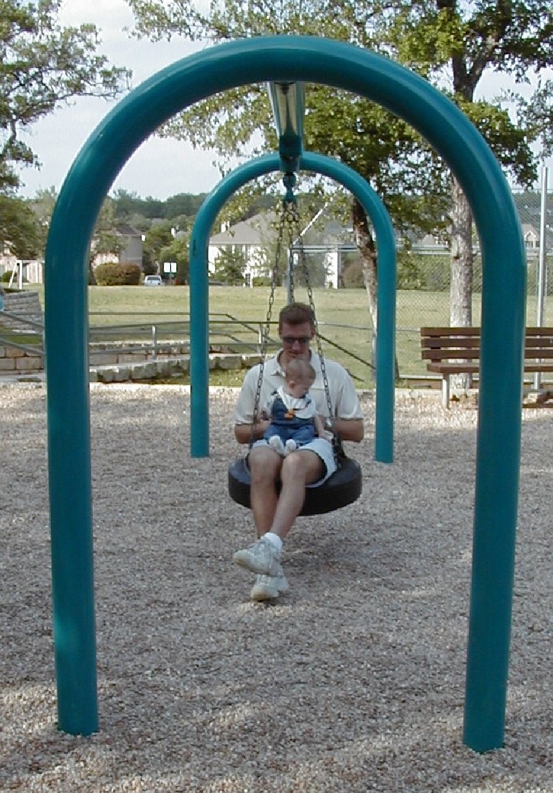 2000/04(April)/FEMALE-Picnic/800x600_2000-04-15-FEMALE-Picnic-08.jpg