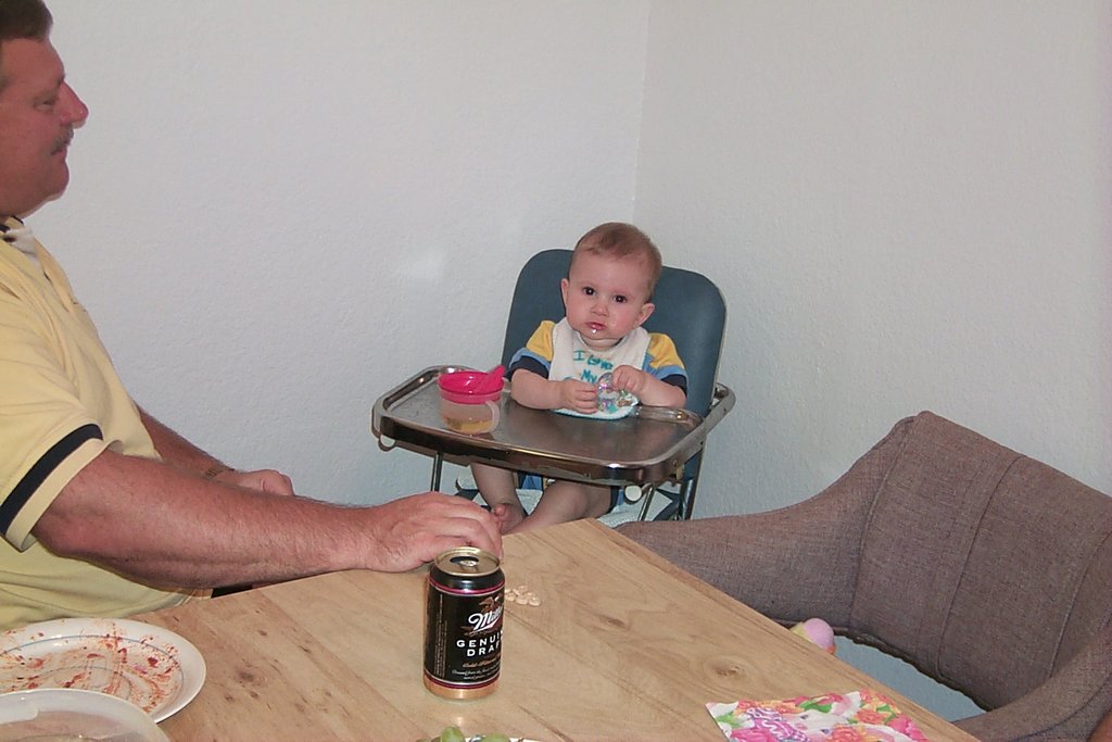 2000/04(April)/Misc/1024x768_2000-04-Jim-Chance-Highchair-1.jpg