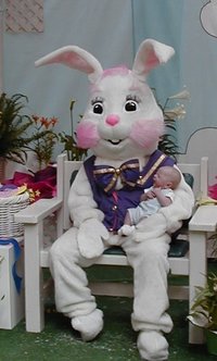 2000-04-20-Vale-Easter-Bunny-09.jpg