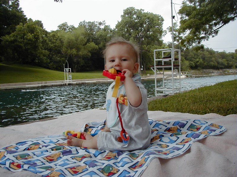 2000/05(May)/Misc/800x600_2000-05-27-Chance-Pool-3.jpg