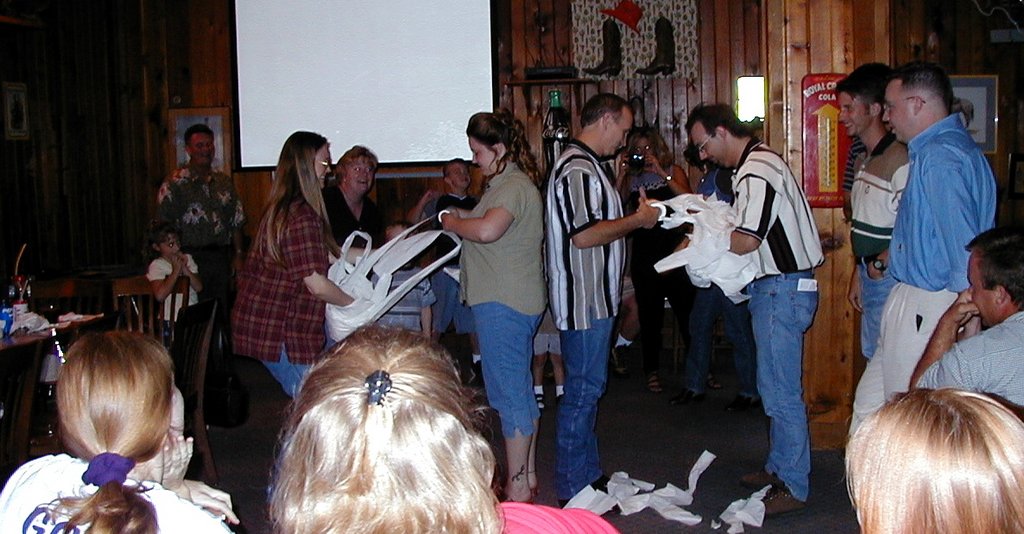2000/06(June)/Karen-Mike-Wedding/1024x768_2000-06-23-Karen-Mike-Rehersal-Dinner-08.jpg