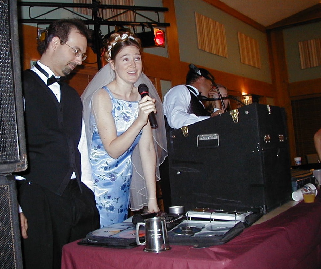 2000/06(June)/Karen-Mike-Wedding/1024x768_2000-06-24-Karen-Mike-Wedding-Reception-32.jpg