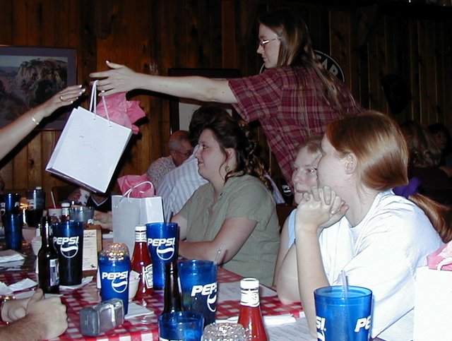 2000/06(June)/Karen-Mike-Wedding/2000-06-23-Karen-Mike-Rehersal-Dinner-01.jpg