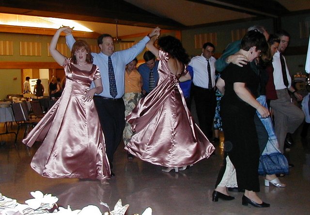 2000/06(June)/Karen-Mike-Wedding/640x480_2000-06-24-Karen-Mike-Wedding-Reception-29.jpg