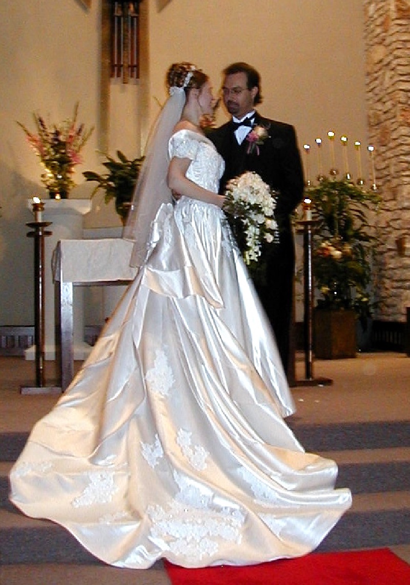 2000/06(June)/Karen-Mike-Wedding/800x600_2000-06-24-Karen-Mike-Wedding-Pic-10.jpg