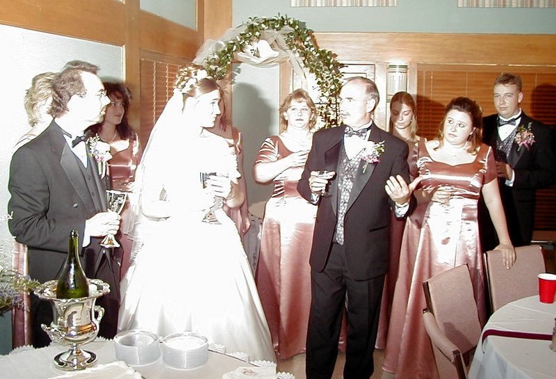 2000/06(June)/Karen-Mike-Wedding/800x600_2000-06-24-Karen-Mike-Wedding-Reception-05.jpg