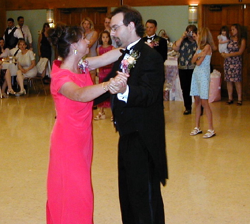 2000/06(June)/Karen-Mike-Wedding/800x600_2000-06-24-Karen-Mike-Wedding-Reception-19.jpg