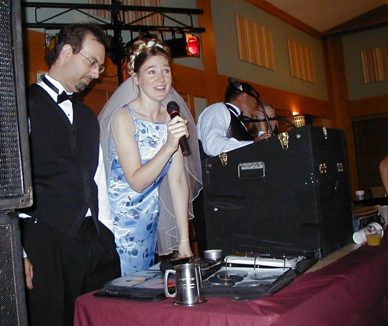 2000/06(June)/Karen-Mike-Wedding/800x600_2000-06-24-Karen-Mike-Wedding-Reception-32.jpg