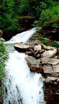 2000-07-Waterfall-In-Skagway.jpg