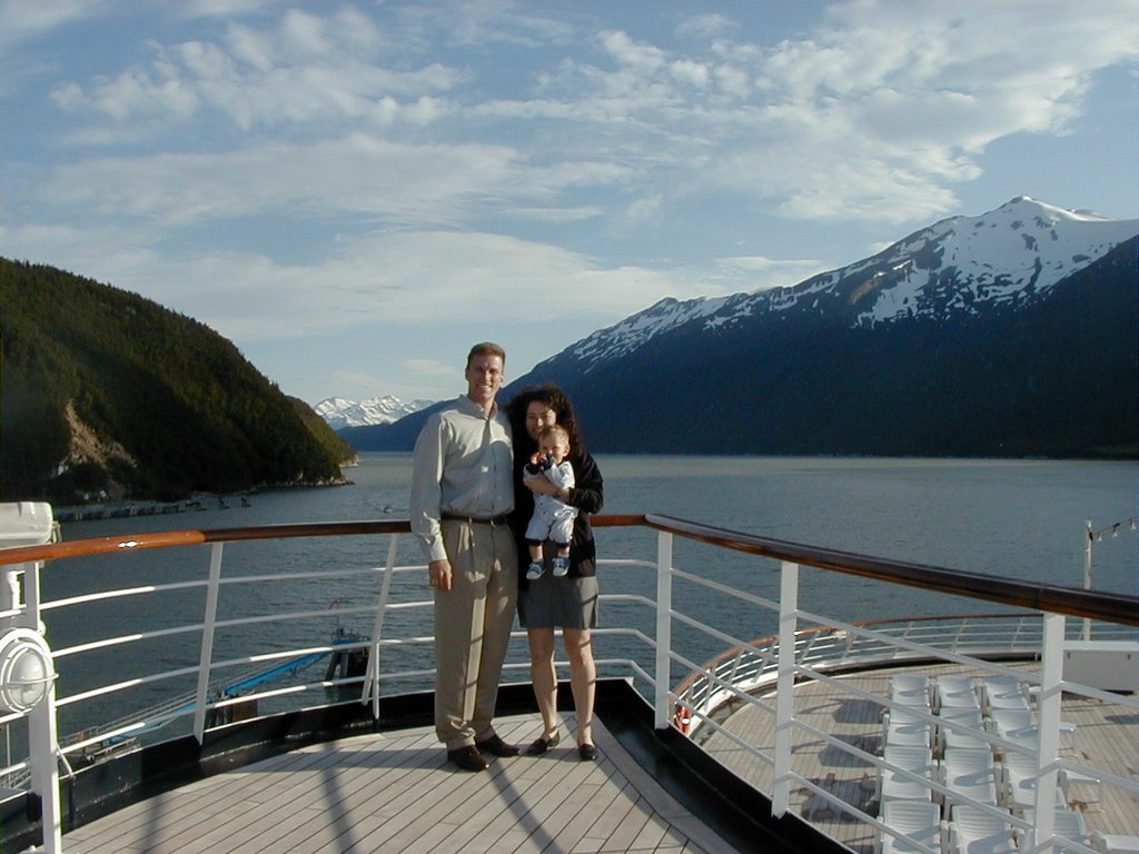 2000/07(July)/Alaska-Cruise/1024x768_2000-07-06-Alaska-Cruise-28-Travis-Suzi-Chance.jpg