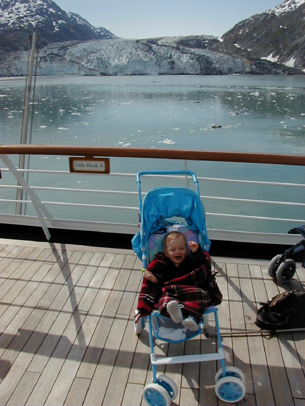 2000-07-07-Alaska-Cruise-03-Chance-Glacier-Bay.jpg