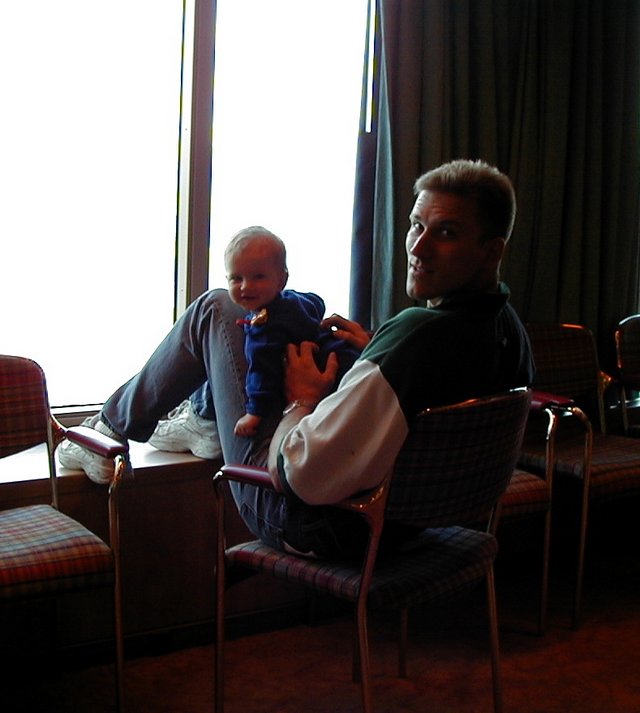 2000/07(July)/Alaska-Cruise/640x480_2000-07-05-Alaska-Cruise-01-Travis-Chance.jpg
