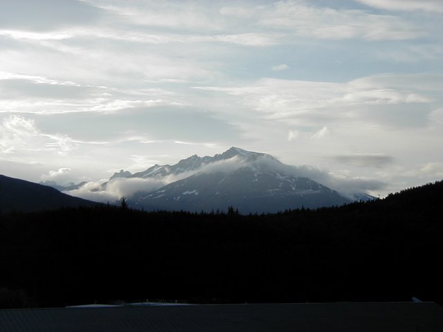 2000-07-06-Alaska-Cruise-32-Mountain-with-Cloud-Ring.jpg