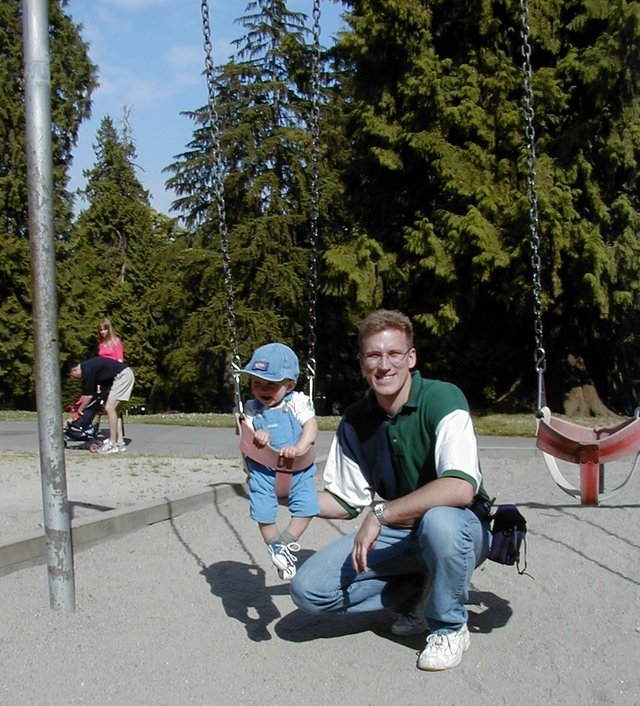 2000-07-10-Alaska-Cruise-07-Travis-Chance-Park-Vancouver.jpg