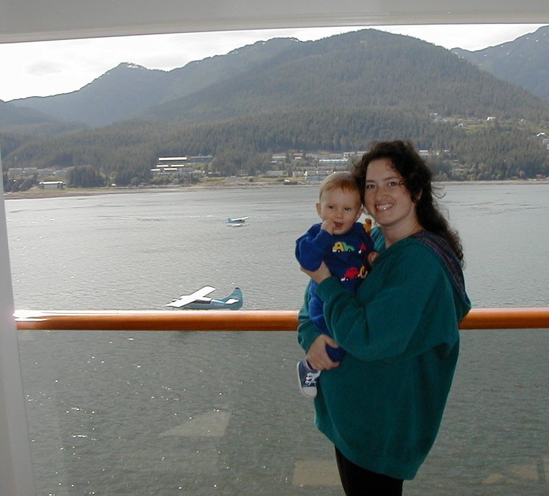 2000/07(July)/Alaska-Cruise/800x600_2000-07-05-Alaska-Cruise-11-Suzi-Chance.jpg