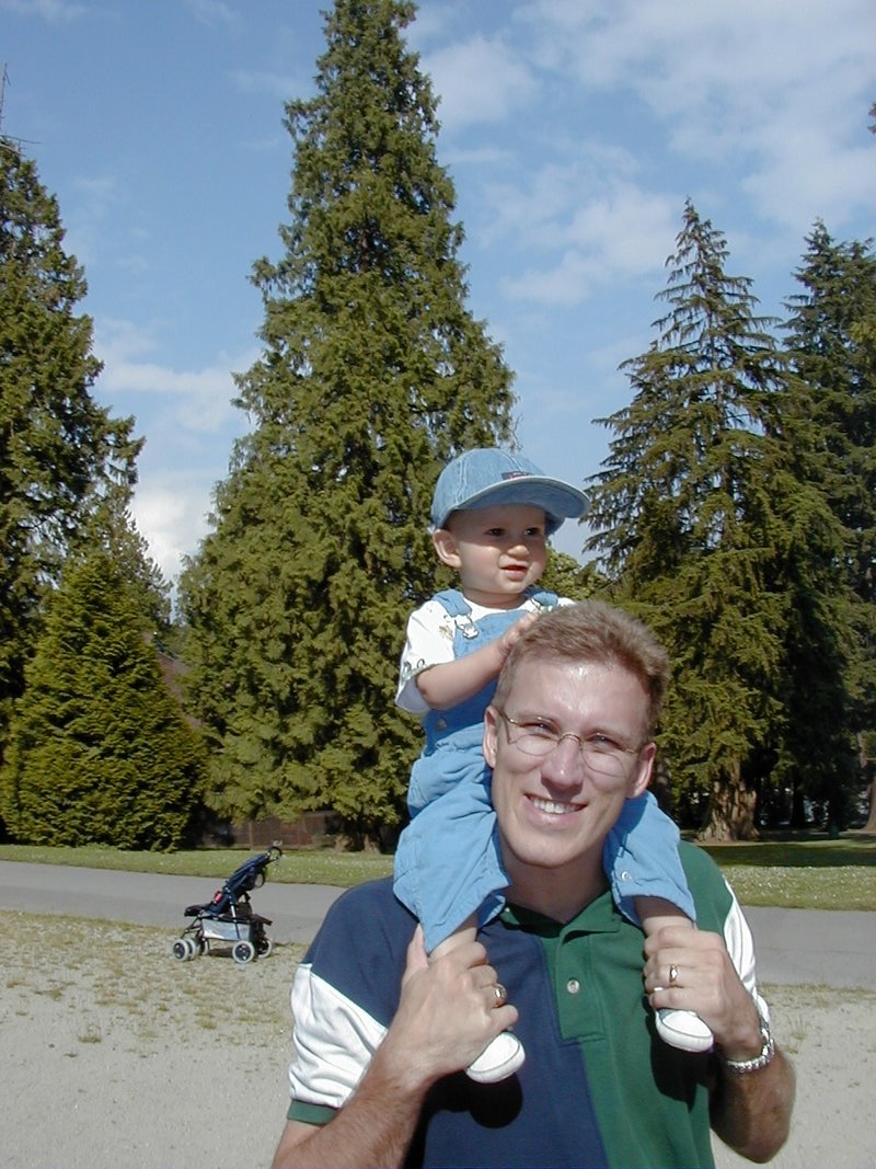 2000-07-10-Alaska-Cruise-10-Travis-Chance-Park-Vancouver.jpg