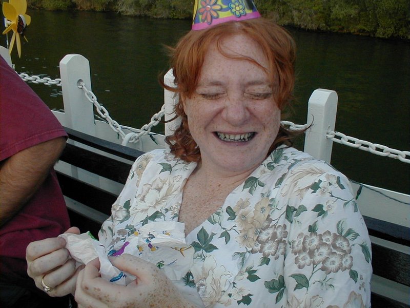 2000-07-27-Vicki-Bday-19.jpg