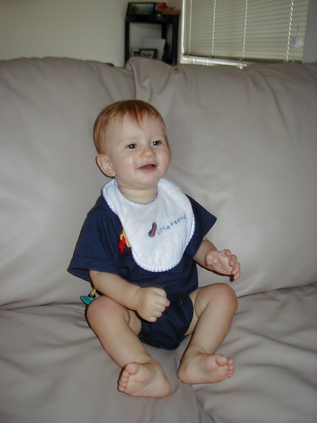 2000-08-13-Chance-Couch-6.JPG