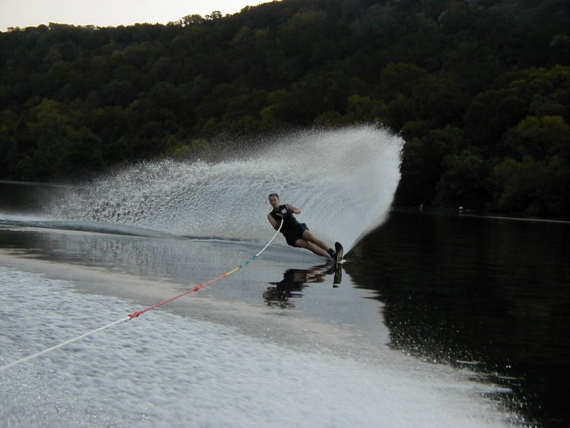 2000/08(August)/Skiing/800x600_2000-08-03-Skiing-21.JPG