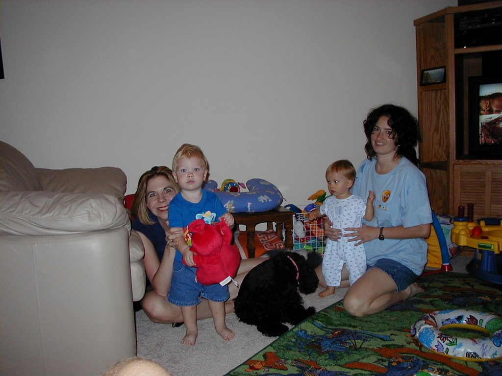 2000-09-01-Scout-Vava-Bryant-Suzi-Chance-7.jpg