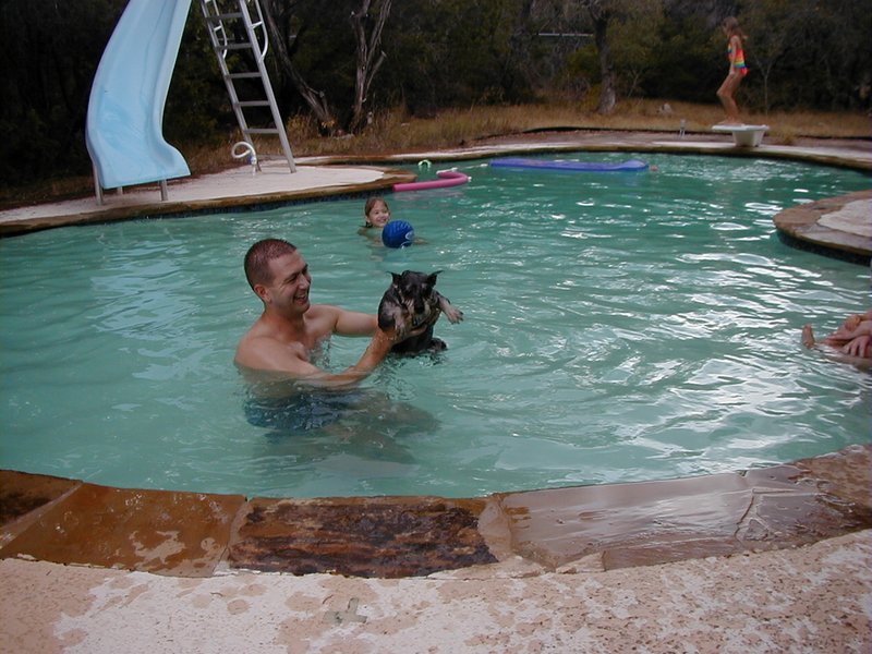 2000-09-09-Mike-Dog-Seely-pool-01.jpg
