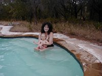 2000-09-09-Suzi-Chance-Seely-pool-03.jpg