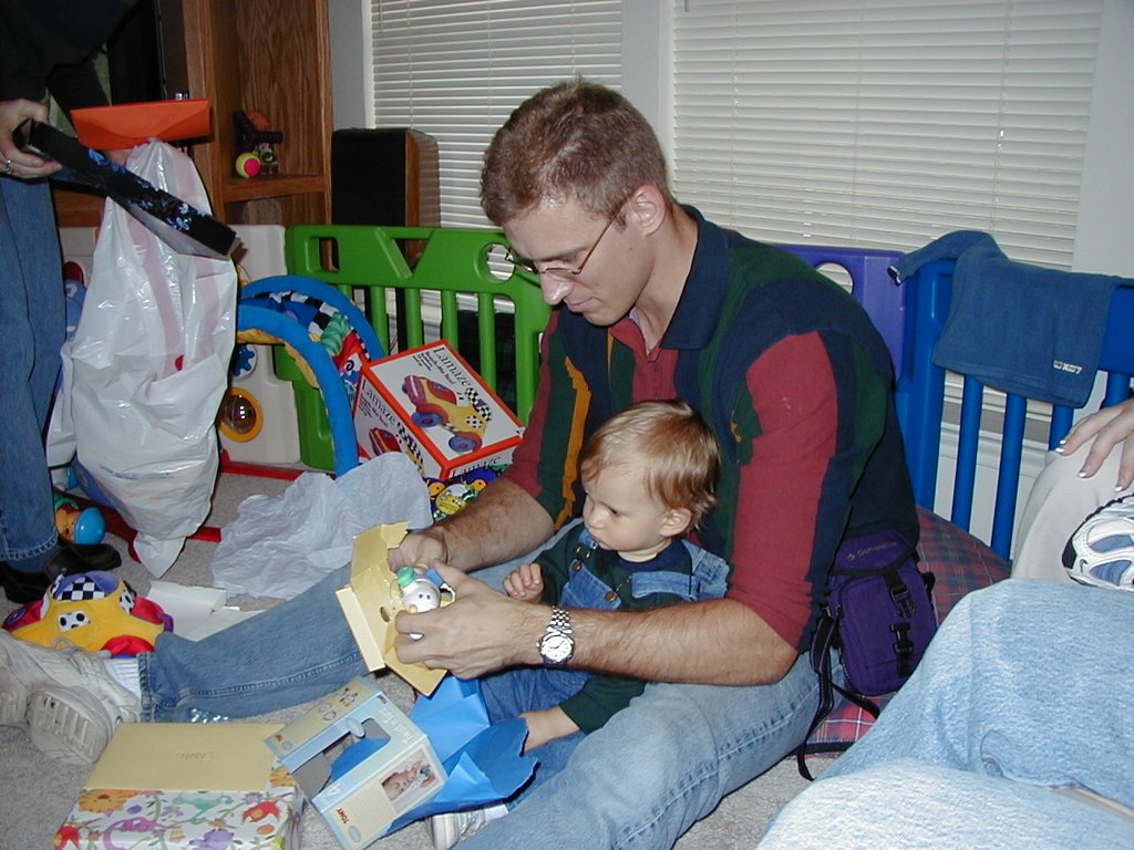 2000/10(October)/Chance-1st-Birthday/1024x768_2000-10-07-Chance-1st-Bday-Travis-Chance-23.jpg