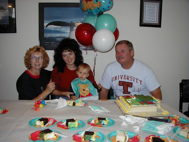2000-10-07-Chance-1st-Bday-Janeen-Suzi-Jim-22.jpg