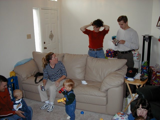 2000-10-07-Chance-1st-Bday-Justin-Vale-Katie-Suzi-Josh-03.jpg
