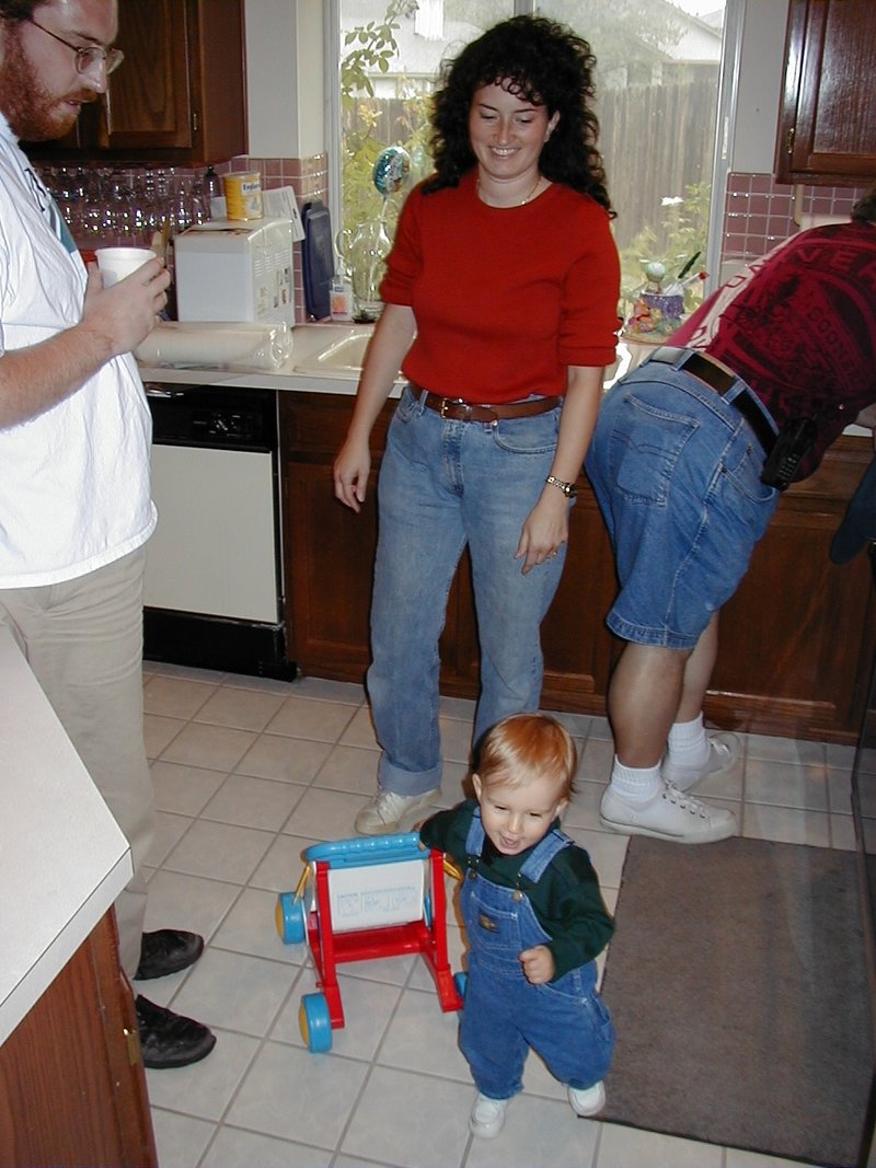 2000-10-07-Chance-1st-Bday-James-Suzi-Chance-07.jpg