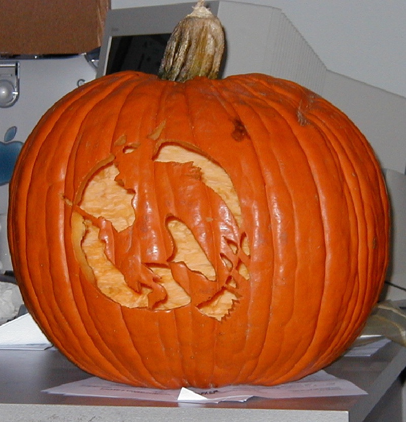 2000/10(October)/Halloween/800x600_2000-10-31-Halloween-Nowdocs-Pumpkin-09.JPG