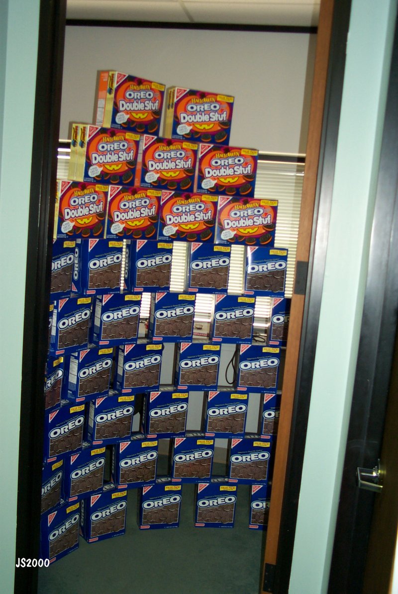 2000-10-17-Oreo-Wall-08.JPG