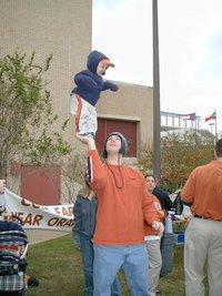 2000-11-24-UT-beats-Aggies-03.JPG