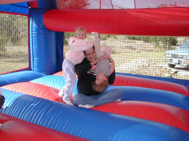 2000-12-02-Aaron-Bday-17-Matt-Jack-aircastle.jpg