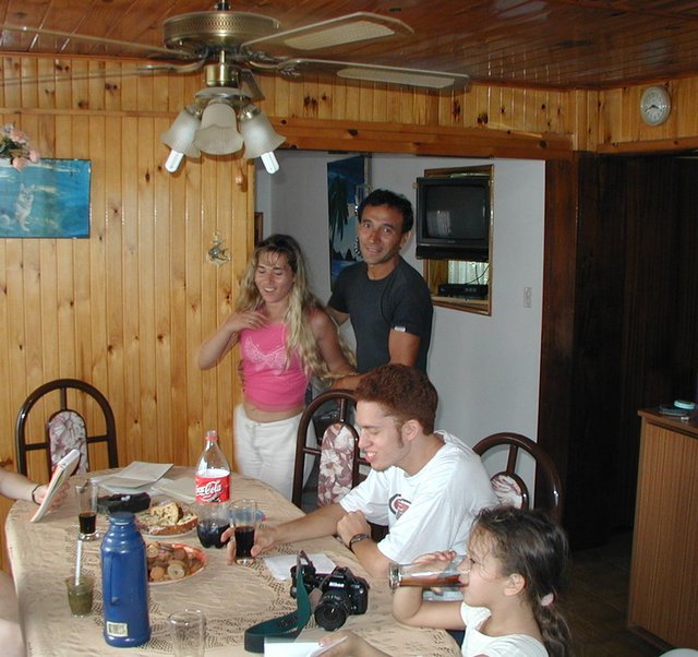 2000-12-29-Argentina-Adriana-Tony-Dancing-Mark-Lucila-02.JPG