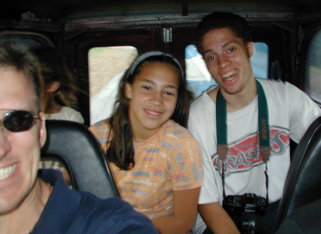 2000-12-29-Argentina-Marinela-Mark-in-TonyMobile-19.JPG