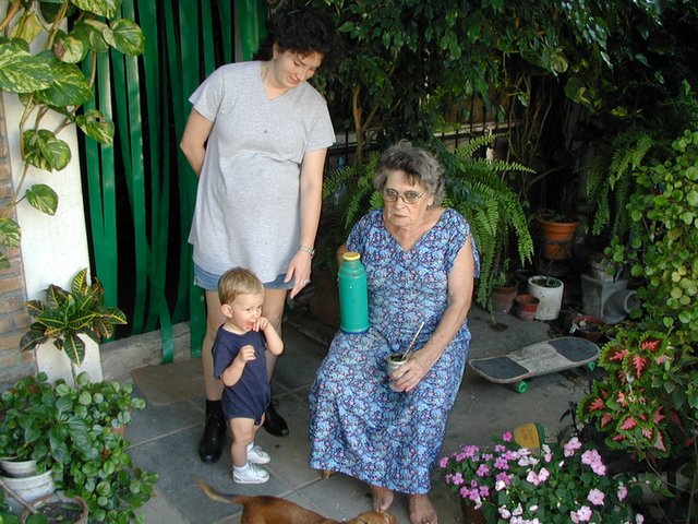 2000-12-30-Argentina-Suzi-Chance-Nelly-09.JPG