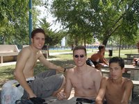 2000-12-26-Argentina-Mark-Travis-Lio-at-park-07.JPG
