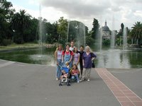 2000-12-27-Argentina-Adriana-Suzi-Chance-Mark-Lucila-Marinela-Lio-Susana-at-Zoo-Entrance-13.JPG