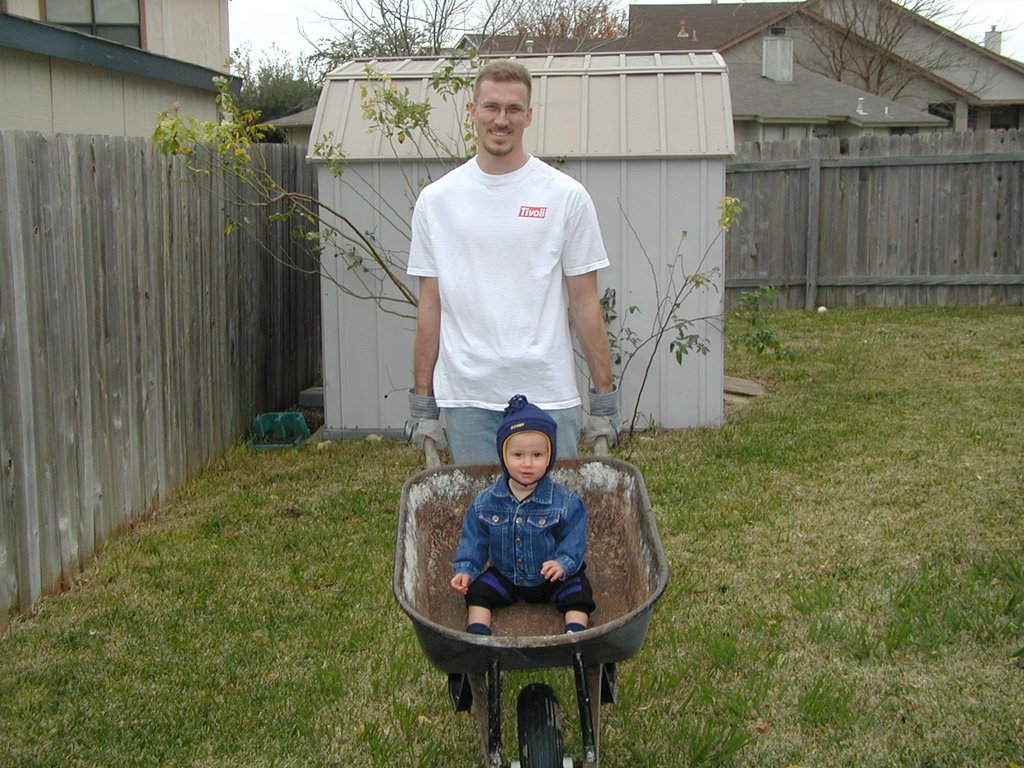 2000-12-11-Chance-helping-Travis-plant-SOD-02.jpg