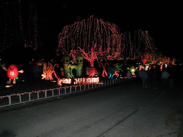 2000-12-14-Trail-of-Lights-06.jpg