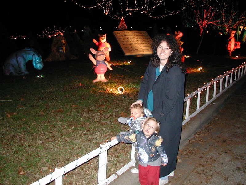 2000-12-14-Trail-of-Lights-Chance-Jack-Suzi-07.jpg