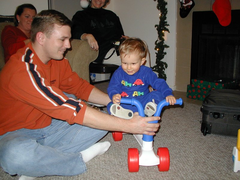 2000-12-21-Xmas-presents-2-Justin-Chance-tyke-bike.jpg