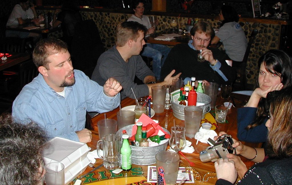 2000-12-09-PNO-Dixies-Cajun-Roadhouse-2.jpg