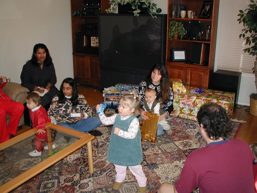 2000-12-16-Zen-Bday-07-kids-Neeta-Jim-Kiffin.jpg
