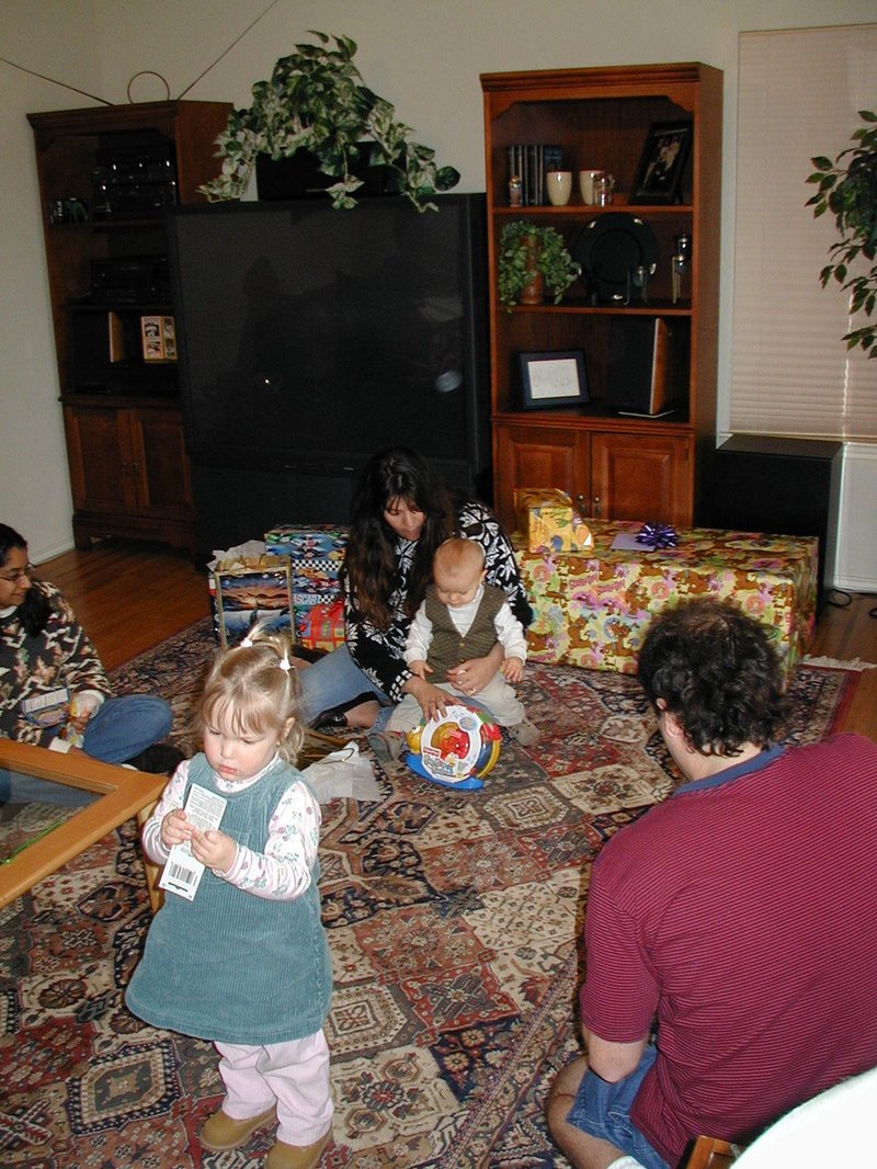 2000-12-16-Zen-Bday-08-presents-Kiffin-Brittney-Jim.jpg